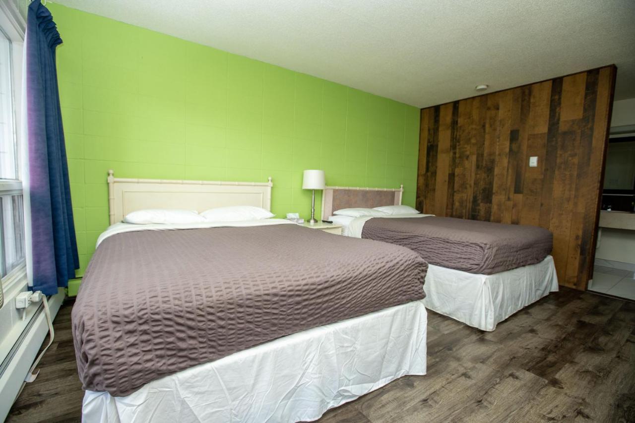 Camrose Motel Exterior photo